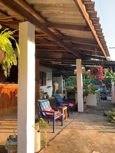 กะเพรา ไก่ โฮสเทล (Ka Prao Kai Hostel)1