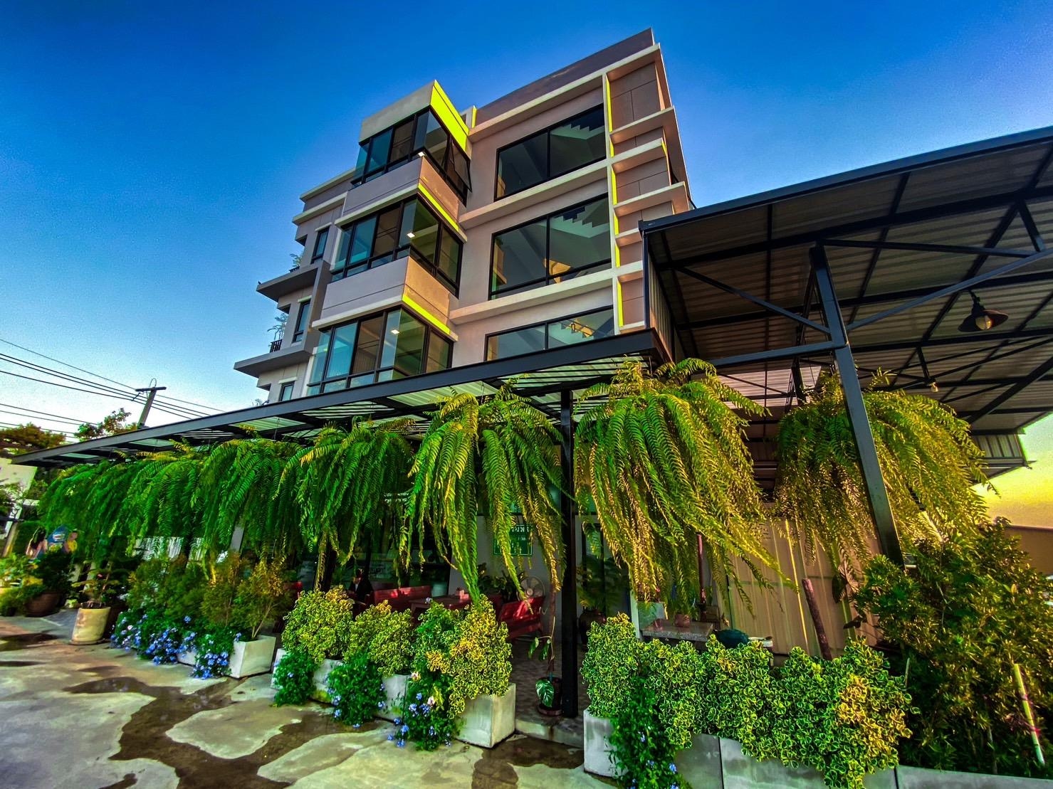 บ้านสุขใจ สามใบเถา (Baan Sukjai Sam Bai Tao)2