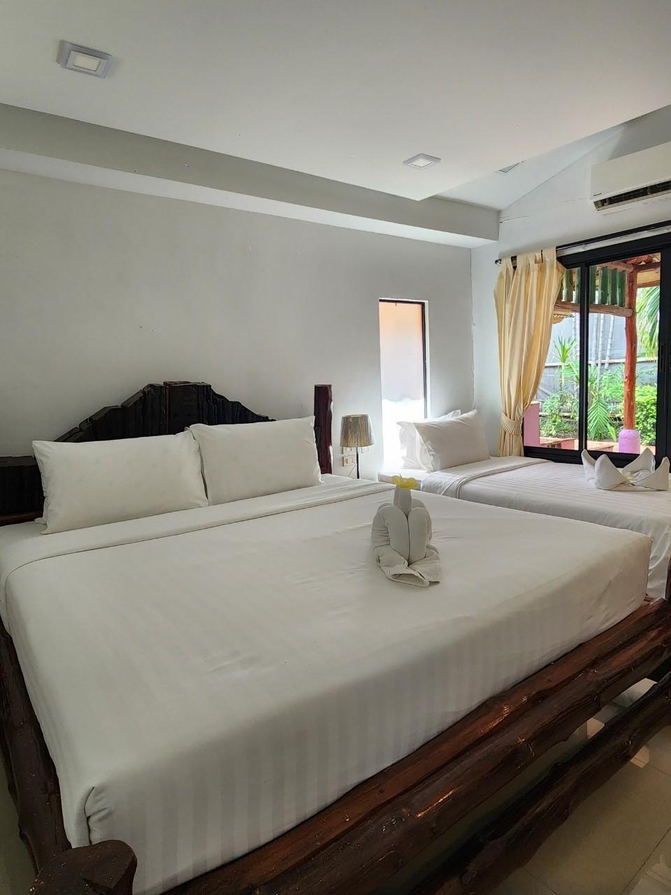 Ubox samui hostel Chaweng Beach2