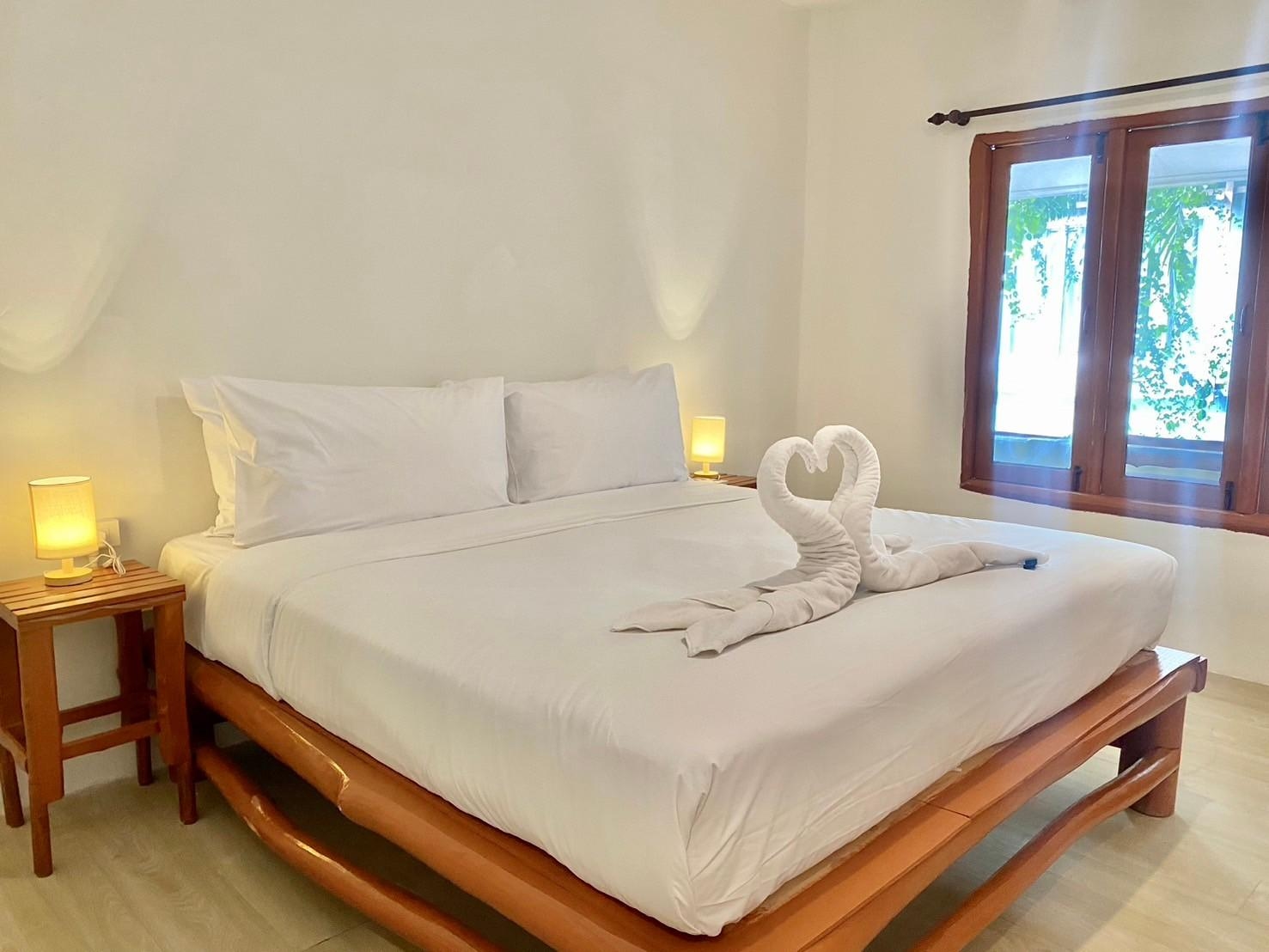 Ubox samui hostel Chaweng Beach1
