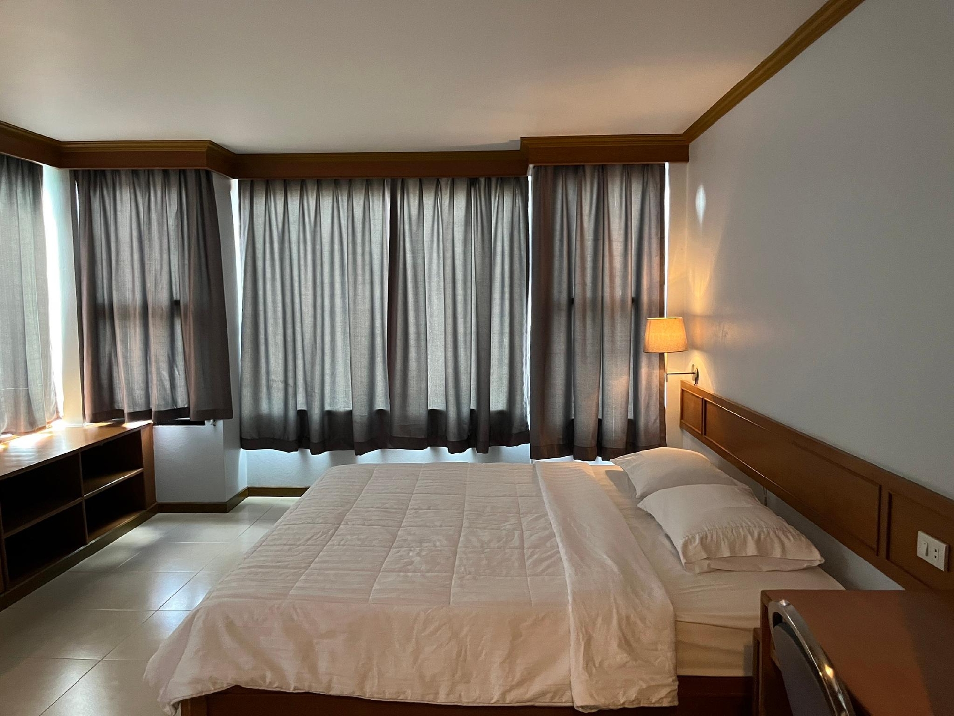 โรงแรมนารายณ์แกรนด์ (Naraigrand Hotel)2