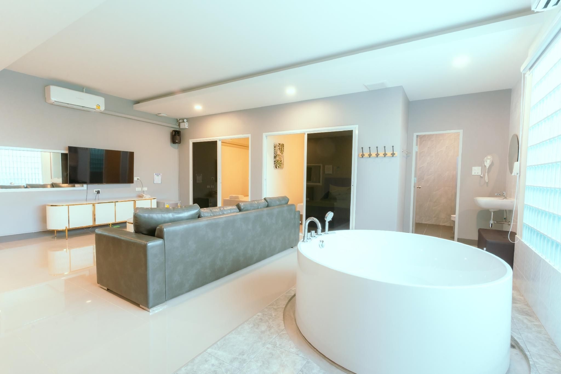 โรงแรมในฝัน (HotelNaifun)2