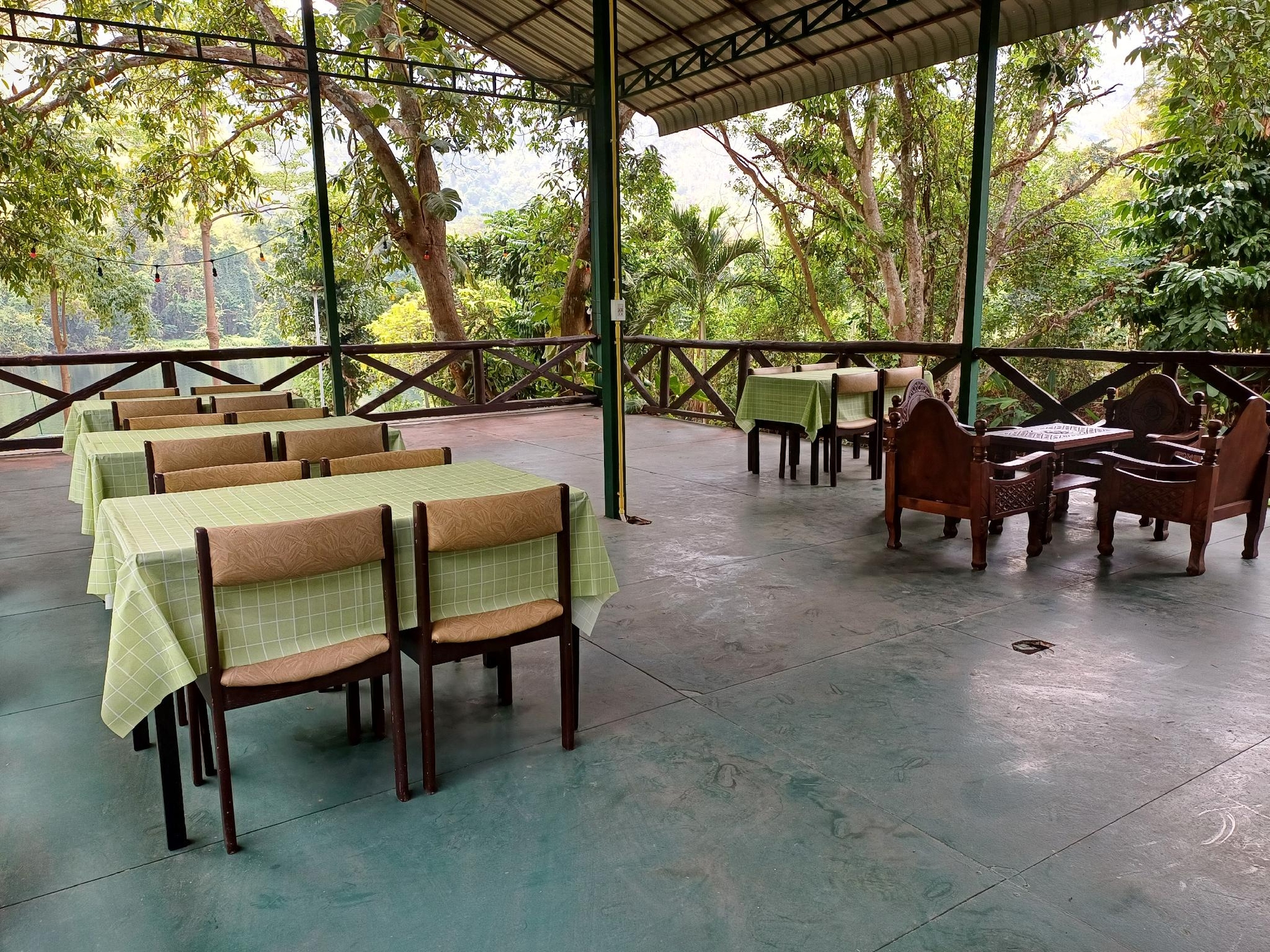 สวน อนุรักษ์ รีสอร์ท (Suan Anurux Resort)0