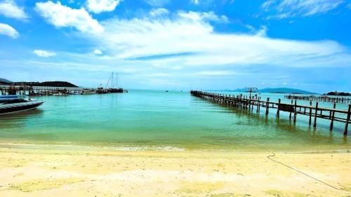 ร็อคสตาร์ บีช อพาร์ทเมนท์ (Rockstar Beach Apartments)4