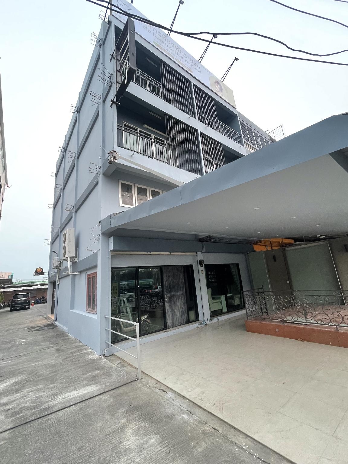 เฟลิซ รูม (Feliz Room)0