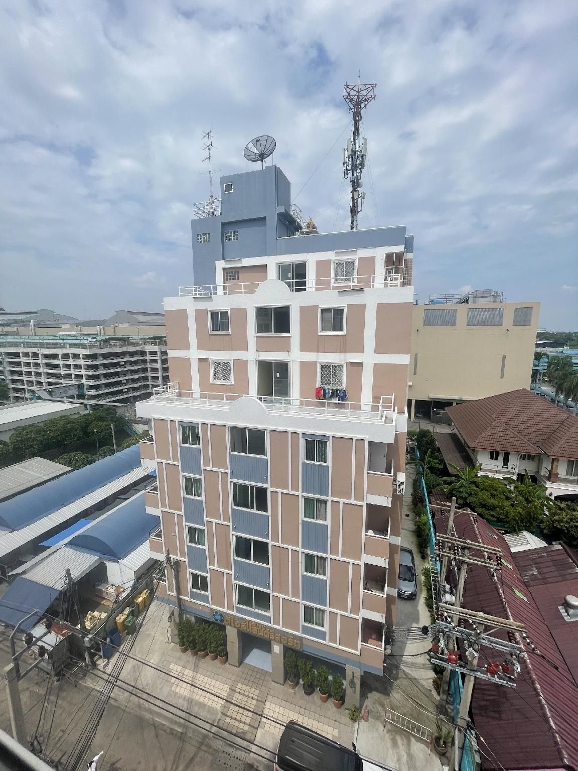 ไอส์แลนด์ แมนชั่น รามอินทรา กรุงเทพ (Island  Mansion Ram Intra Bangkok)3