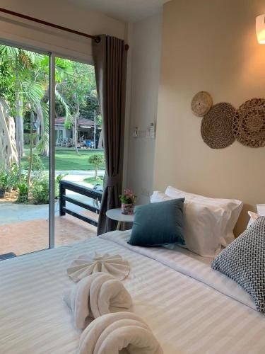 เสม็ด ลัคกี้ รีสอร์ท (Samet Lucky Resort)3