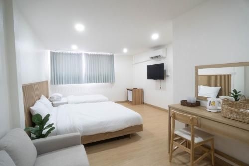 Daisy Home1