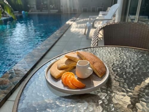 The Sierra Hostel Phuket0