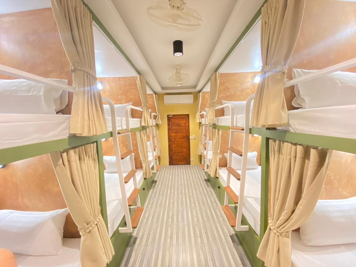 The Sierra Hostel Phuket2