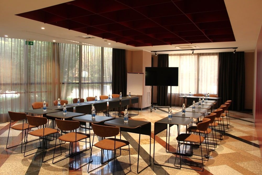 Mirage Hotel4