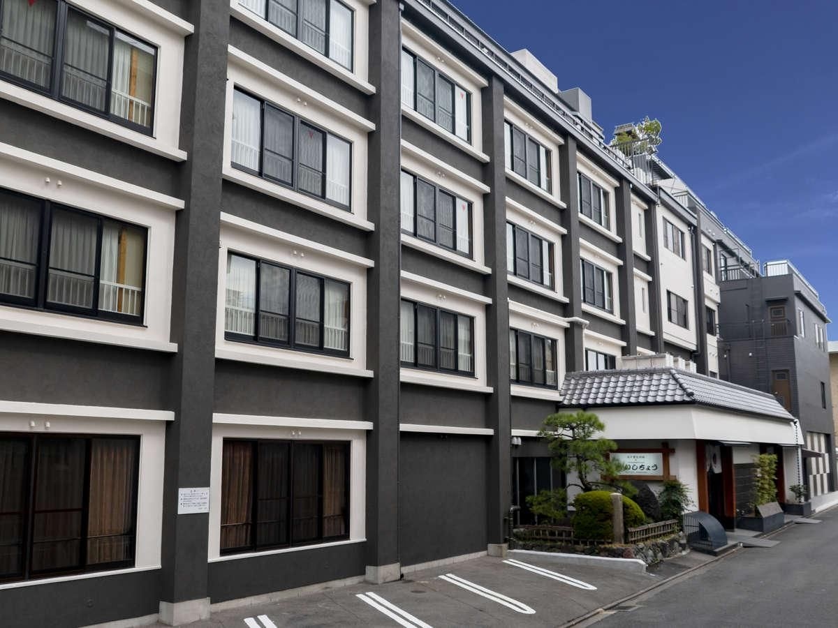 โรงแรมอิชิโช (Ishicho Hotel)0