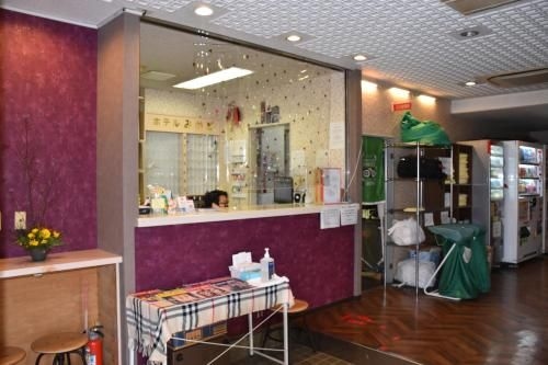 โรงแรมมิกาโดะ (Hotel Mikado)1
