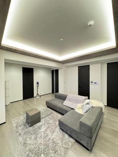แปดศูนย์-ห้า (お部屋広々80㎡以上!黒門市場、道頓堀まで徒歩5分の好立地ホテル!関西空港までアクセス良好!)1