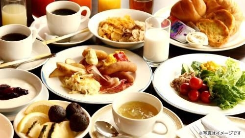 โรงแรมคาสเซิล พลาซ่า ทากาโจ (Hotel Castle Plaza Tagajo)2