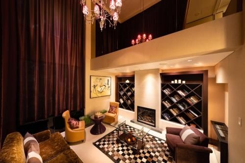 ฟีนิกซ์ ชาเลต์ (Phoenix Chalets)3