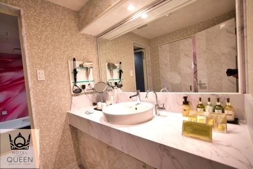โฮเทล เดอะ ควีน (Hotel The Queen)4