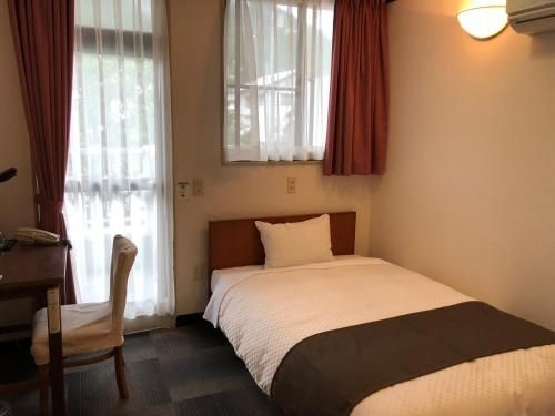 โรงแรมอุวะพาร์ค (Uwapark Hotel)2