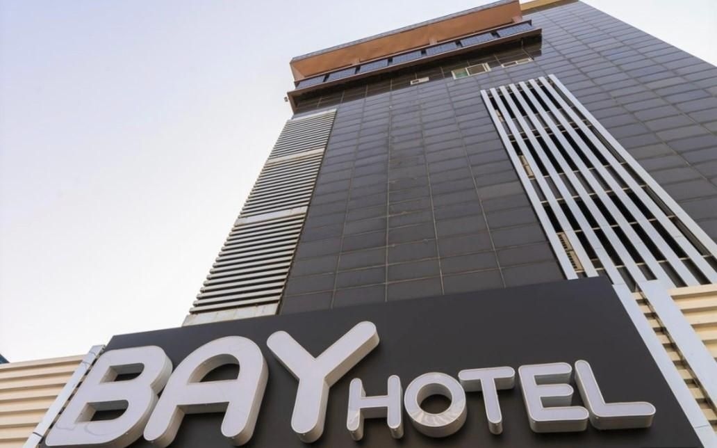 Bay Hotel0