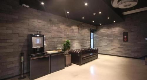 โรงแรมเกรย์ (Gray Hotel)4