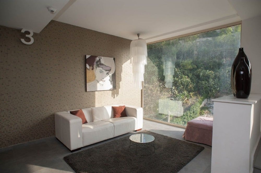Ferro Hotel4