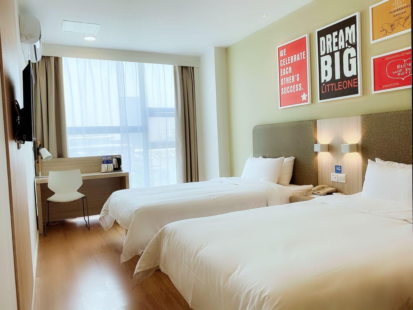 Hanting Hotel Wuxi Railway Station South Square4