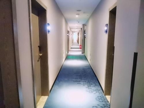 7 เดย์ พรีเมียม โฮเทล สถานีขนส่งซื่อกง (7 Days Premium Hotel Zigong Bus Terminal)4