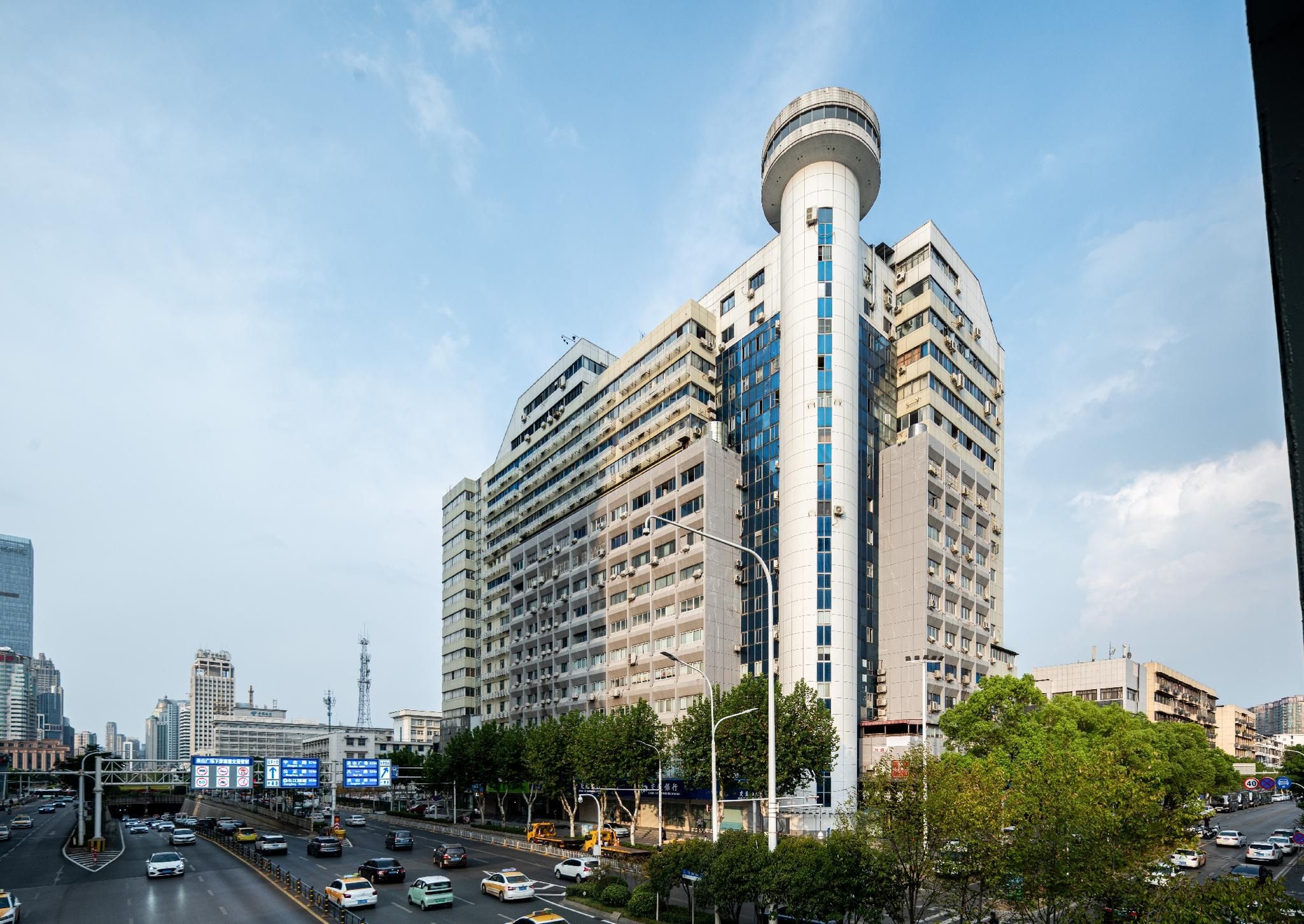 Hanting Hotel Wuhan Hongshan Square Metro Station0