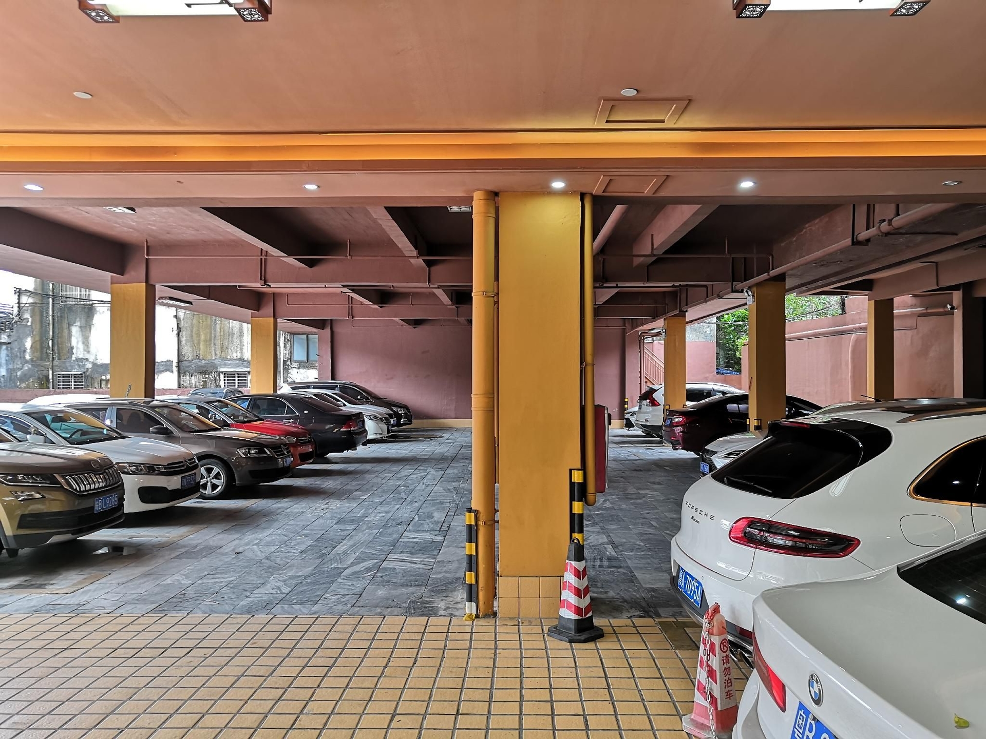 Hanting Hotel Shanwei Lufeng Renmin Bridge1