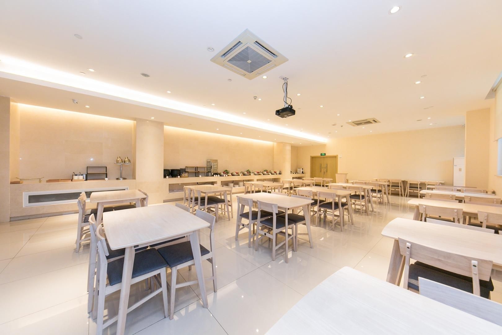 Ji Hotel Ningbo Yinzhou Impression City2