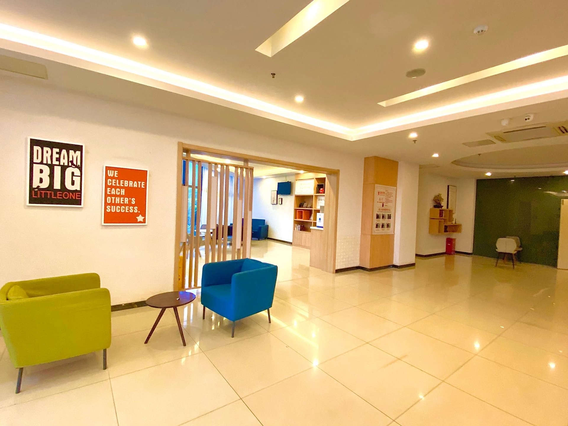 Hanting Hotel Nanjing Xianhemen Zidong Commercial Street4