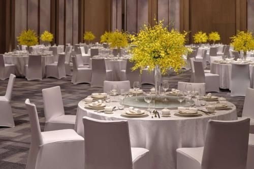 คอนราด เซินเจิ้น (Conrad Shenzhen)1