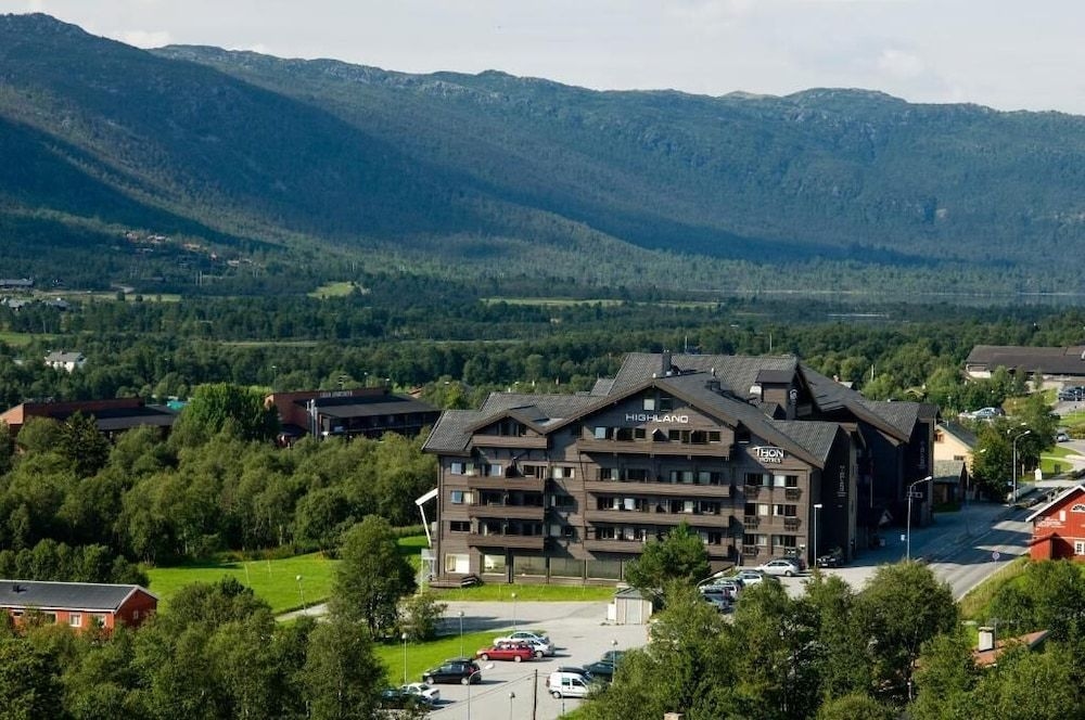 Highland Lodge0