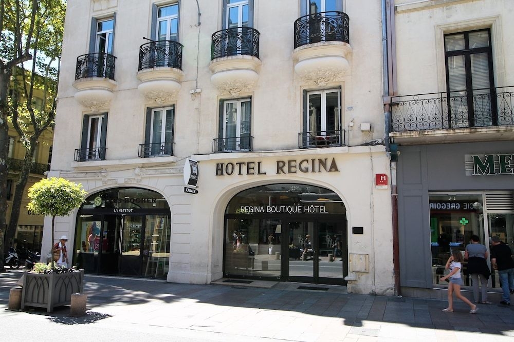Regina Hotel1