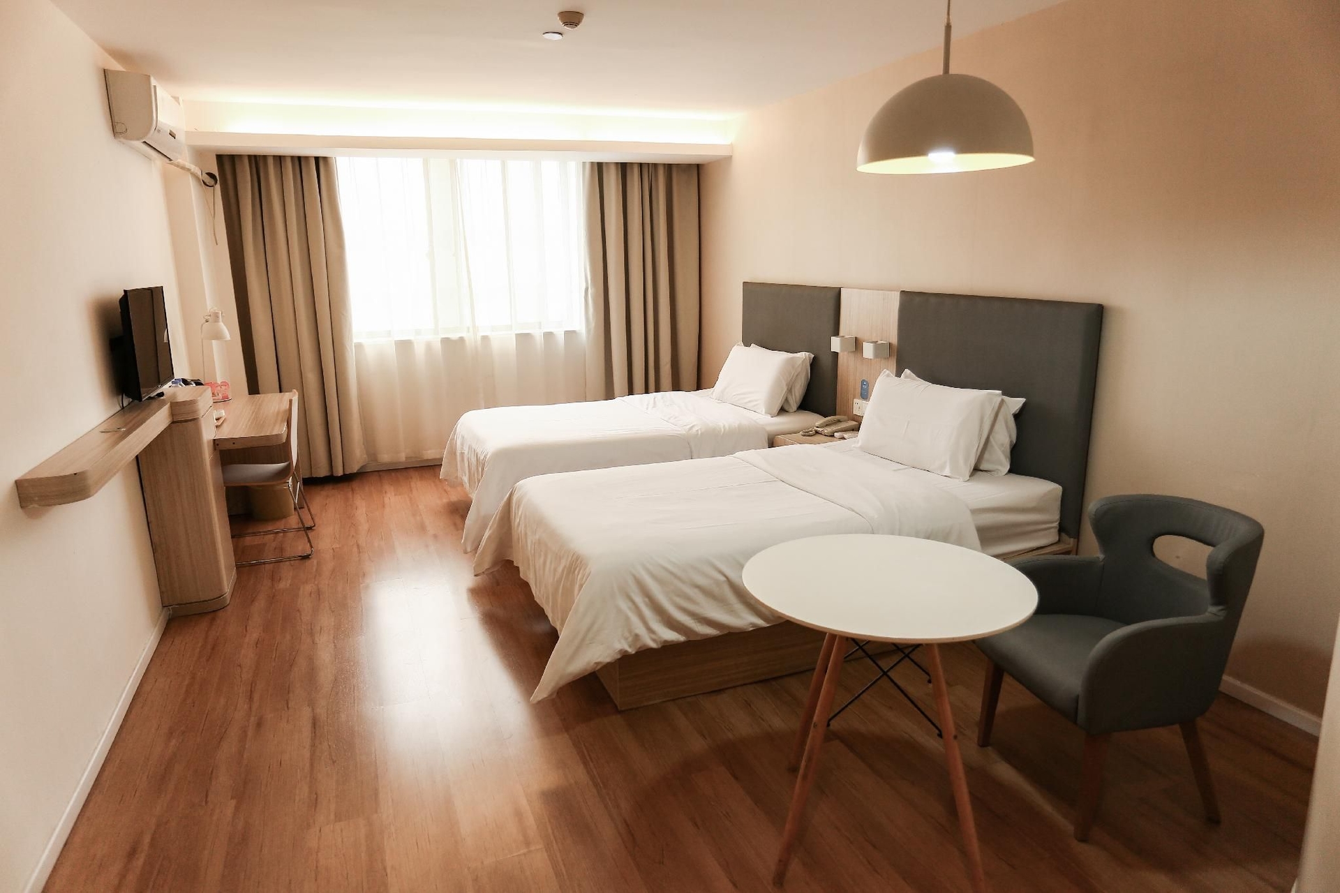 Hanting Hotel Haiyan Xinqiao Bei Road3