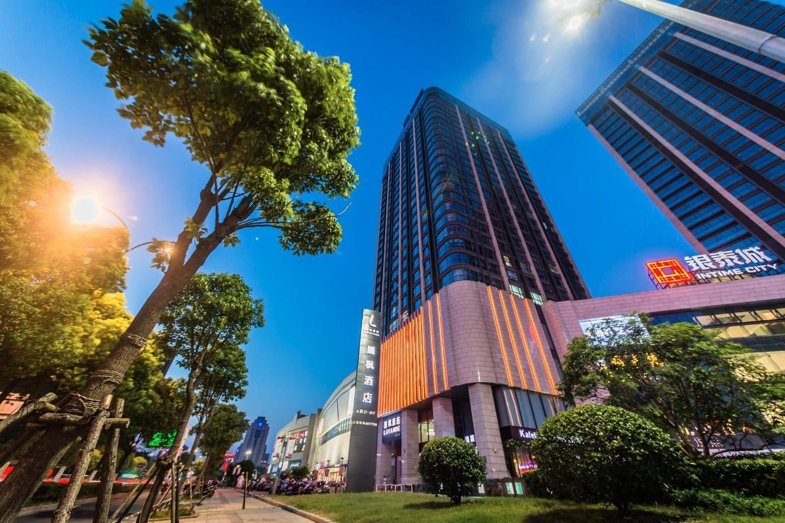 Lavande Hotel Haining Leather City Yintai0