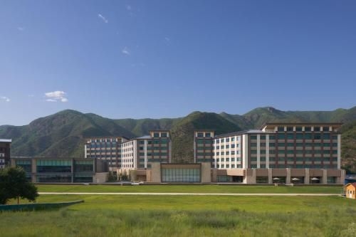 Courtyard Chongli0