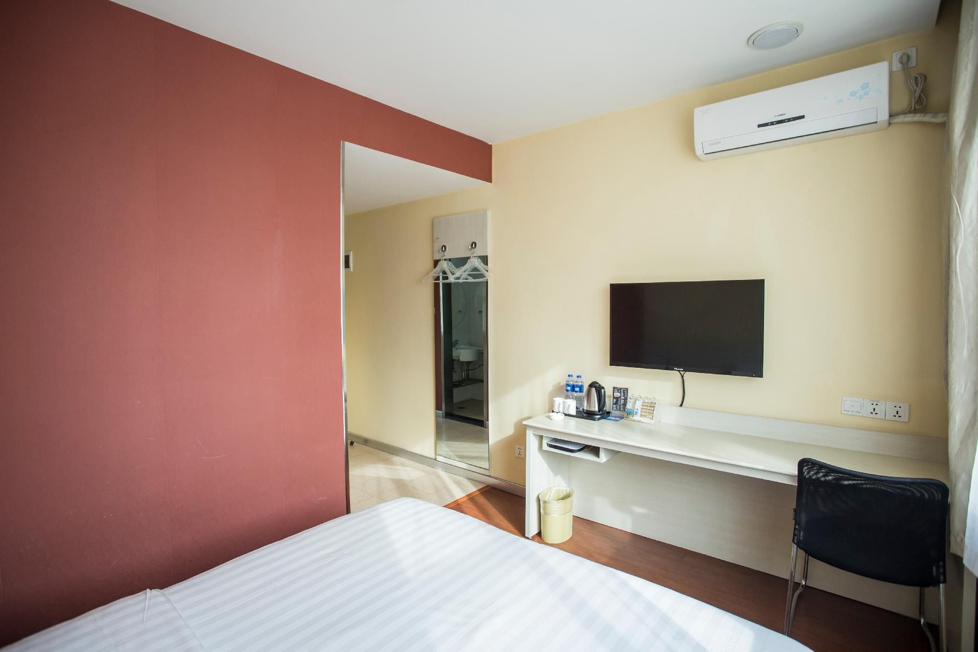 Hanting Hotel Puyang Huanghe Road2