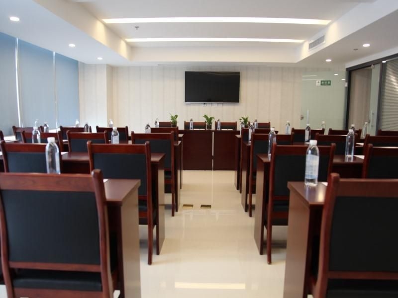 GreenTree Inn Xingtai Development Zone Zhongxing Road International Metro Hotel4