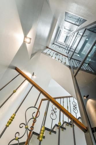 เอมิ เฮาส์ 1 (Ami House 1)1