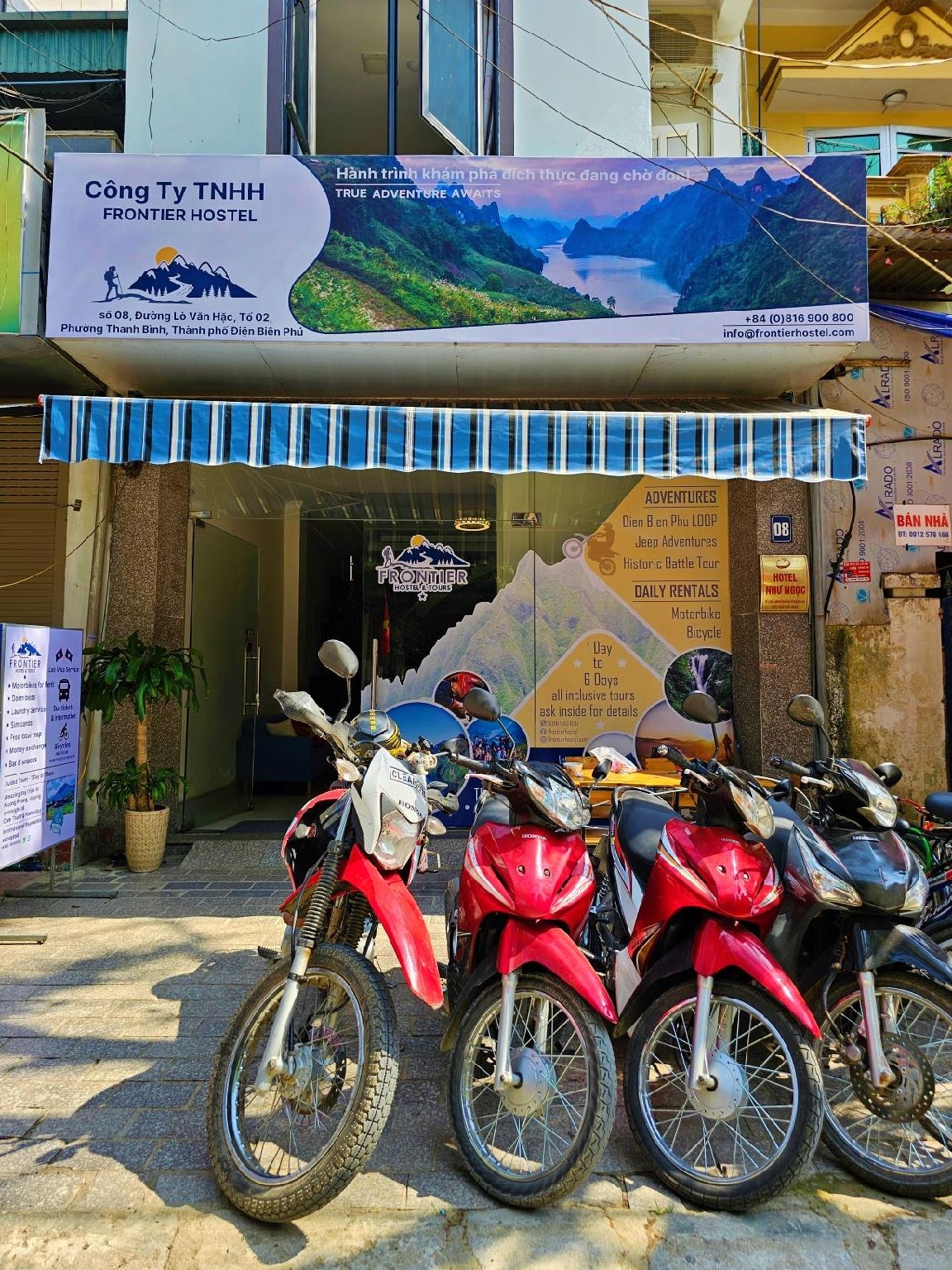 ฟรอนเทียร์ โฮสเทล แอนด์ ทัวร์ส (Frontier Hostel & Tours)0