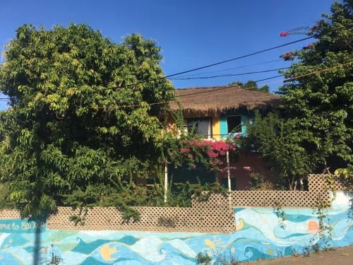 Confetti House0