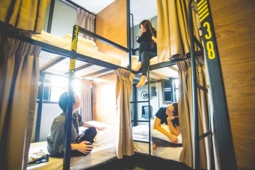 แทรเวลเลอร์ บังเกอร์ โฮสเทล 1 (Traveller Bunker Hostel 1)3