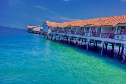 ชาเลต์น้ำส่วนตัวของอเล็กซาPD (AlexaPD Private Water Chalets)4
