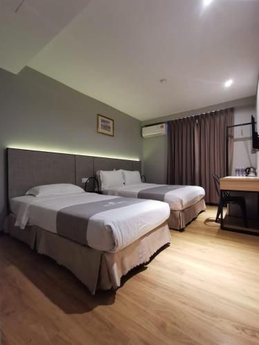 Ocean Hotel2