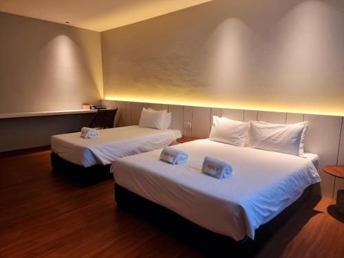 Roxy Hotel Malihah2