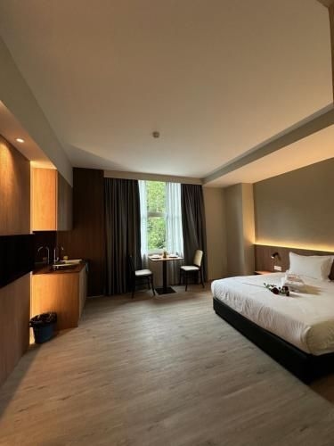 Roxy Hotel Aiman4