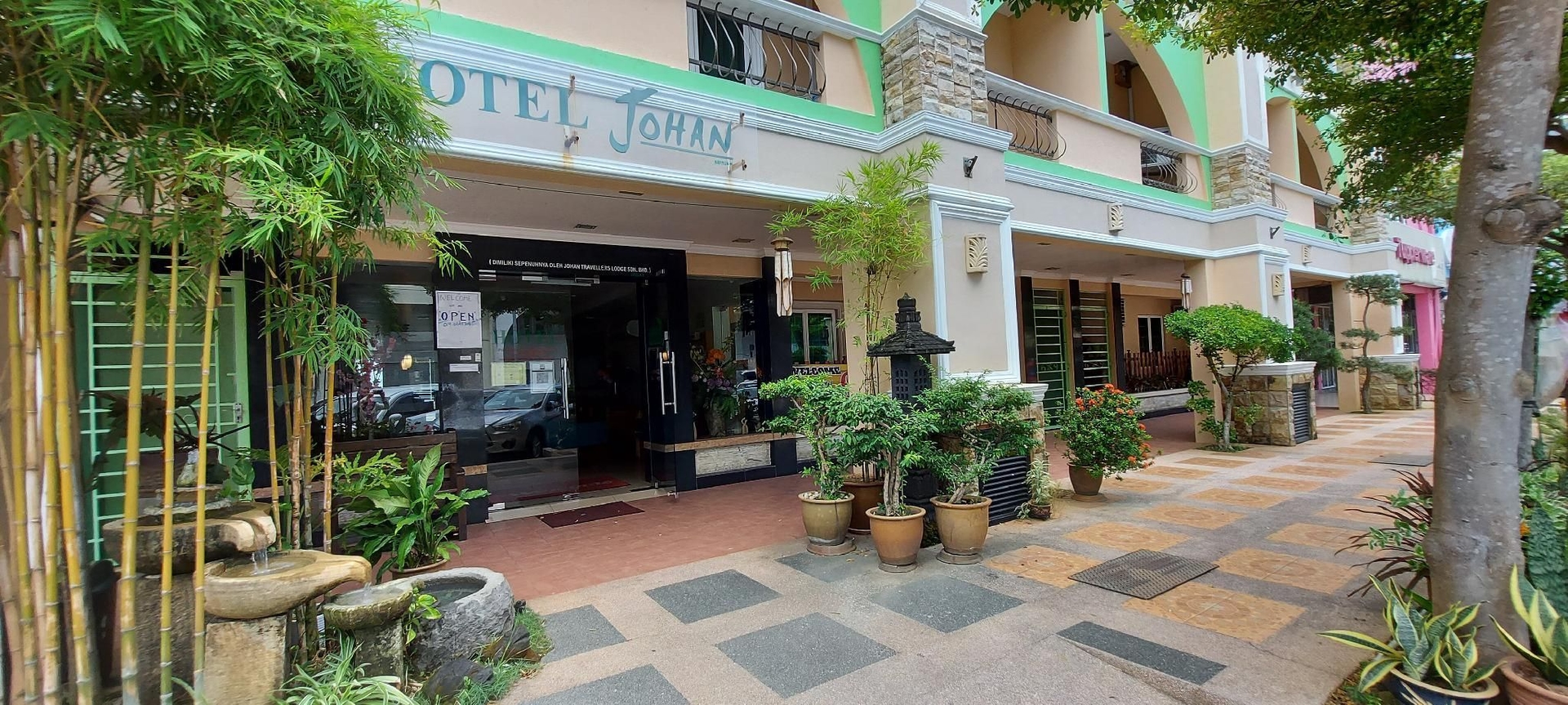Hotel Johan0