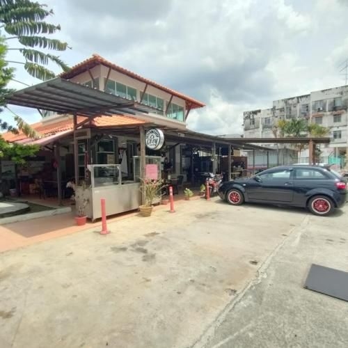 COZZY MOTEL1