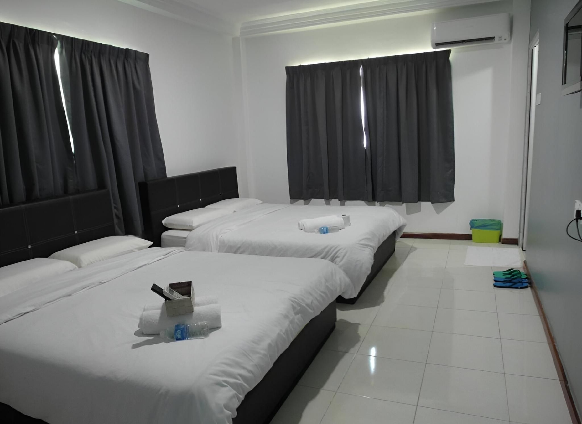 69 Hotel2